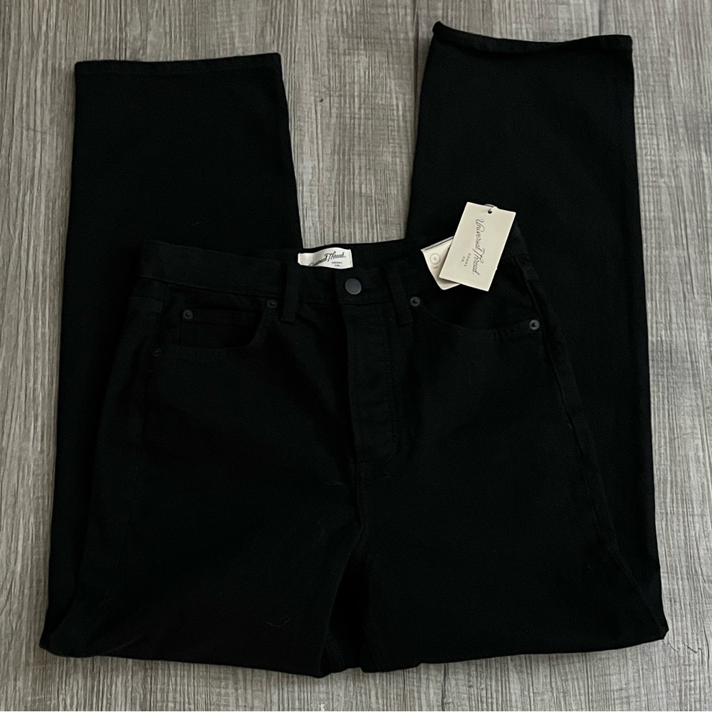 Universal Thread Black Jeans - Picture 4 of 12